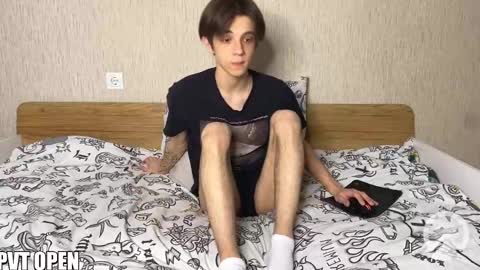 Snapshot of yoo_dee_ohh chatting on 02-24-25, 12:48 Yoo Dee Ohh online show from 02-24-25, 12:48