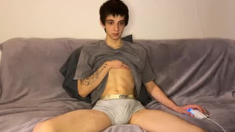 Snapshot of yoo_dee_ohh chatting on 11-27-25, 02:41 Yoo Dee Ohh online show from 11-27-25, 02:41