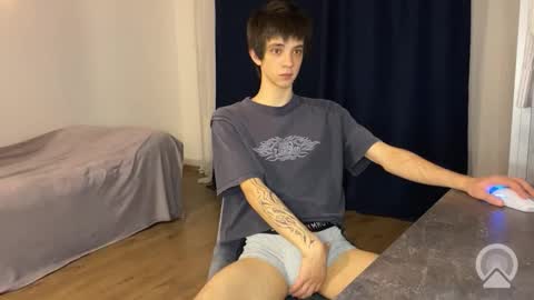 Snapshot of yoo_dee_ohh chatting on 12-20-25, 01:07 Yoo Dee Ohh online show from 12-20-25, 01:07