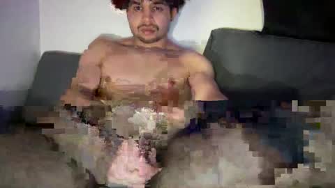 Snapshot of yooitsj chatting on 02-17-25, 04:53 YooitssJ online show from 02-17-25, 04:53