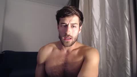 Yoooups online show from 11-11-25, 10:21