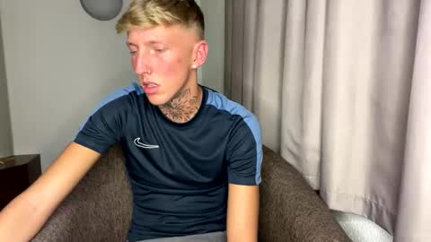 Snapshot of yorkshirelad208 chatting on 01-26-25, 08:34 Harrison online show from 01-26-25, 08:34