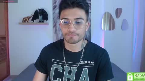 yoshy_man online show from 02-01-25, 06:32