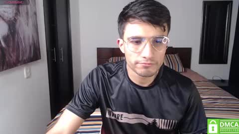 Snapshot of yoshy_man chatting on 12-21-25, 02:51 yoshy_man online show from 12-21-25, 02:51