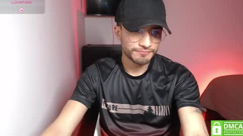 Snapshot of yoshy_man chatting on 05-07-26, 03:01 yoshy_man online show from 05-07-26, 03:01