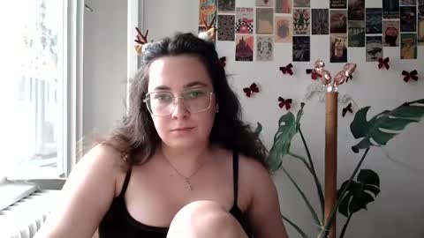 Snapshot of you_aurora chatting on 07-06-26, 05:15 Aurora online show from 07-06-26, 05:15