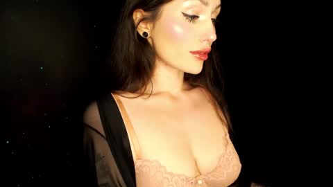 Sophie online show from 12-09-24, 06:35