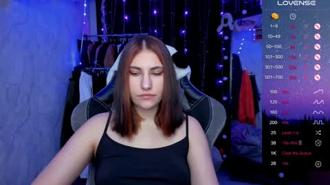 Snapshot of you_lika chatting on 01-17-25, 01:15 Lika online show from 01-17-25, 01:15