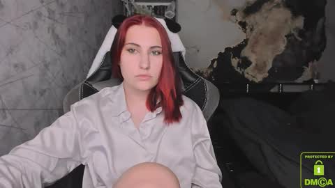 Snapshot of you_lika chatting on 10-05-25, 03:21 Lika online show from 10-05-25, 03:21