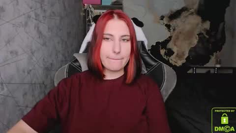 Snapshot of you_lika chatting on 10-12-25, 04:06 Lika online show from 10-12-25, 04:06