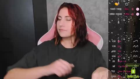 Snapshot of you_lika chatting on 11-12-25, 04:29 Lika online show from 11-12-25, 04:29