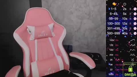 Snapshot of you_lika chatting on 11-23-25, 02:33 Lika online show from 11-23-25, 02:33