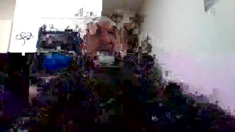 Snapshot of youdeservit chatting on 02-08-25, 09:35 CrayZio online show from 02-08-25, 09:35