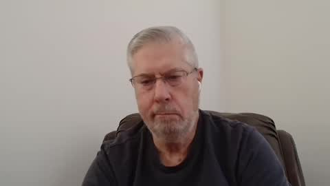 Snapshot of yougogirl_3 chatting on 01-29-25, 09:17 Colorado Guy Straight online show from 01-29-25, 09:17