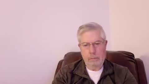 Snapshot of yougogirl_3 chatting on 02-16-25, 09:59 Colorado Guy Straight online show from 02-16-25, 09:59