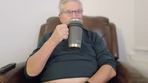 Snapshot of yougogirl_3 chatting on 02-23-25, 01:21 Colorado Guy Straight online show from 02-23-25, 01:21