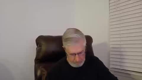 Snapshot of yougogirl_3 chatting on 10-20-25, 11:43 Colorado Guy Straight online show from 10-20-25, 11:43