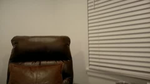 Snapshot of yougogirl_3 chatting on 11-11-25, 02:33 Colorado Guy Straight online show from 11-11-25, 02:33