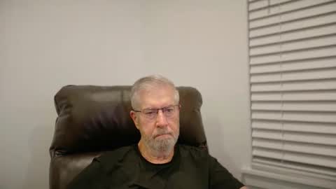 Snapshot of yougogirl_3 chatting on 11-15-25, 04:54 Colorado Guy Straight online show from 11-15-25, 04:54