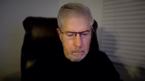 Snapshot of yougogirl_3 chatting on 11-18-25, 02:50 Colorado Guy Straight online show from 11-18-25, 02:50