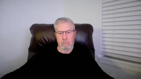 Colorado Guy Straight online show from 02-08-26, 01:25