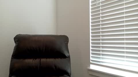 Snapshot of yougogirl_3 chatting on 06-06-26, 12:05 Colorado Guy Straight online show from 06-06-26, 12:05