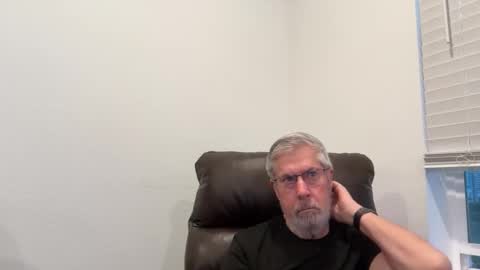 Snapshot of yougogirl_3 chatting on 06-07-26, 02:27 Colorado Guy Straight online show from 06-07-26, 02:27