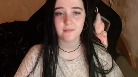 Snapshot of your_8a8y chatting on 01-14-26, 12:11 your_8a8y online show from 01-14-26, 12:11