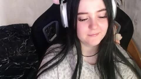 Snapshot of your_8a8y chatting on 01-15-26, 07:57 your_8a8y online show from 01-15-26, 07:57