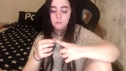 Snapshot of your_8a8y chatting on 02-14-26, 01:41 your_8a8y online show from 02-14-26, 01:41