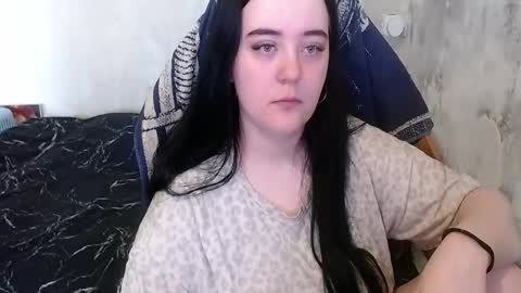 Snapshot of your_8a8y chatting on 05-18-26, 08:31 your_8a8y online show from 05-18-26, 08:31