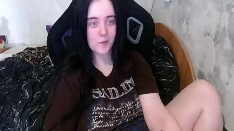 Snapshot of your_8a8y chatting on 05-24-26, 01:27 your_8a8y online show from 05-24-26, 01:27