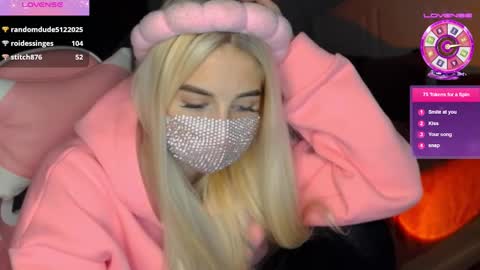 Barbie online show from 01-03-25, 01:05