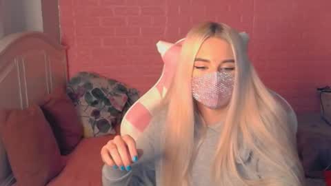 Barbie online show from 02-22-25, 07:03