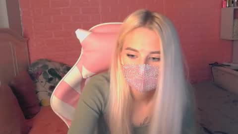 Barbie online show from 02-22-25, 10:52