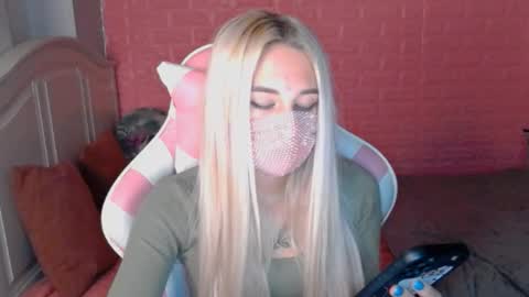 Barbie online show from 02-23-25, 01:57