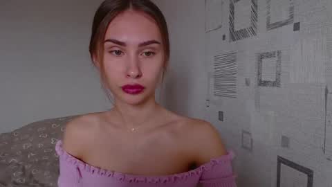 Snapshot of your_ameliaa chatting on 04-28-26, 07:57 Amelia online show from 04-28-26, 07:57