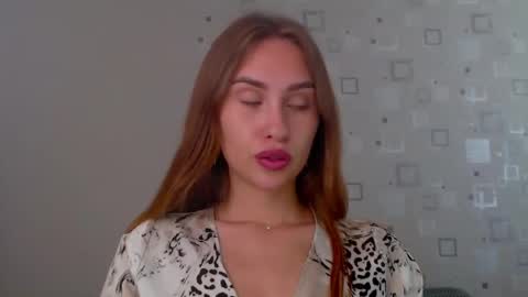 Snapshot of your_ameliaa chatting on 05-31-26, 01:40 Amelia online show from 05-31-26, 01:40