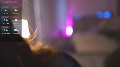 Julia Please Thumbs up me   online show from 02-03-26, 06:22