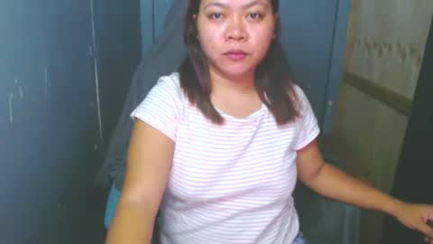 Snapshot of your_bootybabe chatting on 10-05-25, 04:27 your_bootybabe online show from 10-05-25, 04:27