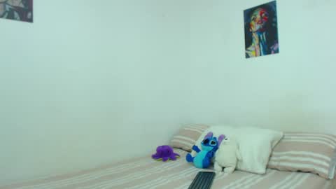Snapshot of your_boy_hot chatting on 06-12-26, 12:42 your boy online show from 06-12-26, 12:42