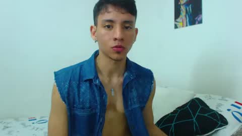 Snapshot of your_boy_hot chatting on 07-03-26, 11:38 your boy online show from 07-03-26, 11:38