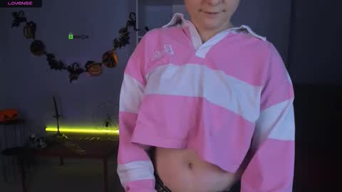 Snapshot of your_bunny12 chatting on 10-25-25, 06:21 your bunny12 online show from 10-25-25, 06:21