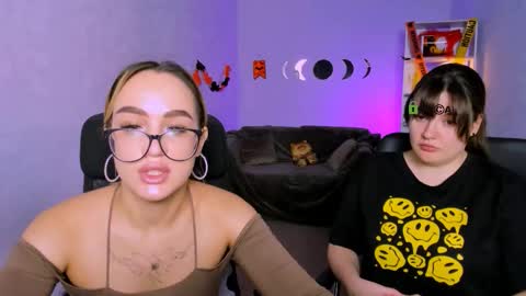 Snapshot of your_bunny12 chatting on 11-03-25, 09:43 your bunny12 online show from 11-03-25, 09:43