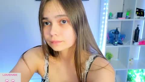 Snapshot of your_casual_vibes chatting on 06-01-26, 05:25 Julia Next stream online show from 06-01-26, 05:25