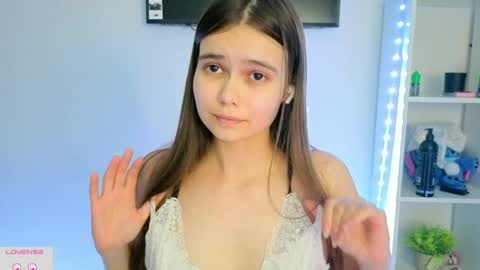 Snapshot of your_casual_vibes chatting on 06-03-26, 05:51 Julia Next stream online show from 06-03-26, 05:51