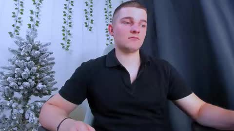 Snapshot of your_claddagh chatting on 01-06-26, 11:18 your_claddagh online show from 01-06-26, 11:18