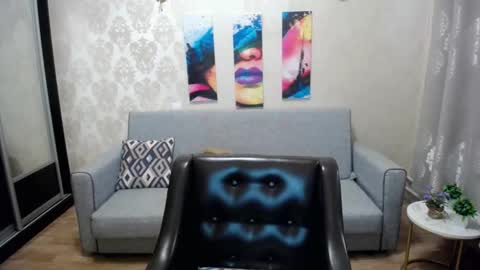 your_crush_12 online show from 10-17-25, 06:38