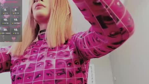 your_cute_aisha online show from 09-18-25, 11:18