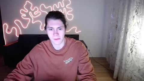 Snapshot of your_cute_friend chatting on 02-17-26, 04:57 Fansly online show from 02-17-26, 04:57